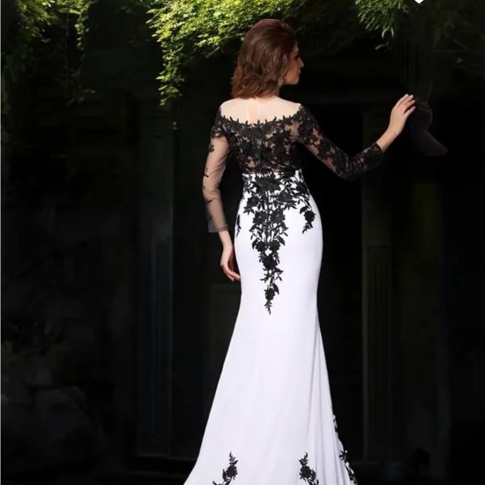 Elegant Black and White Evening Gown